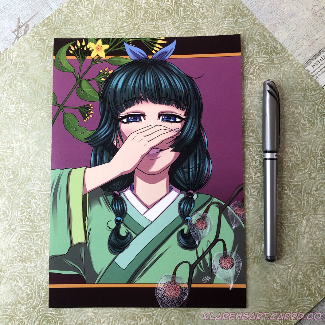 Illustration of an apothecary with dark green hair in beads and a ribbon. She has blue eyes and covering her smirk with her right hand. She is wearing green and white clothing. Poisonous plants frame her. The ink pen on the right shows size comparison. This is the Medium size.